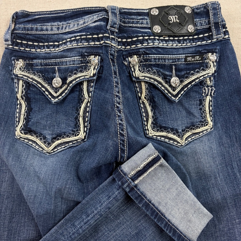 Miss Me Signature Boot Jeans Womens 30 Blue‎ Lace Embellished Thick Stitch